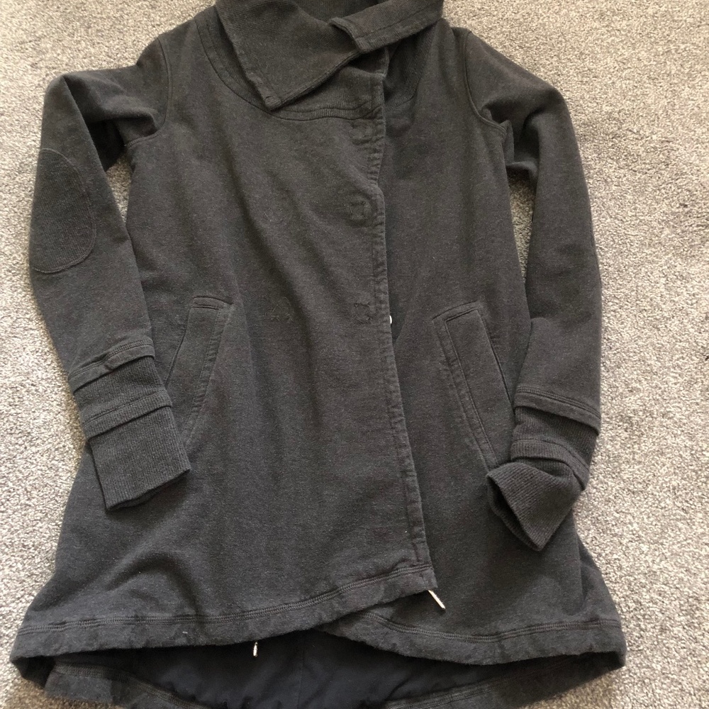 Lululemon longer jacket